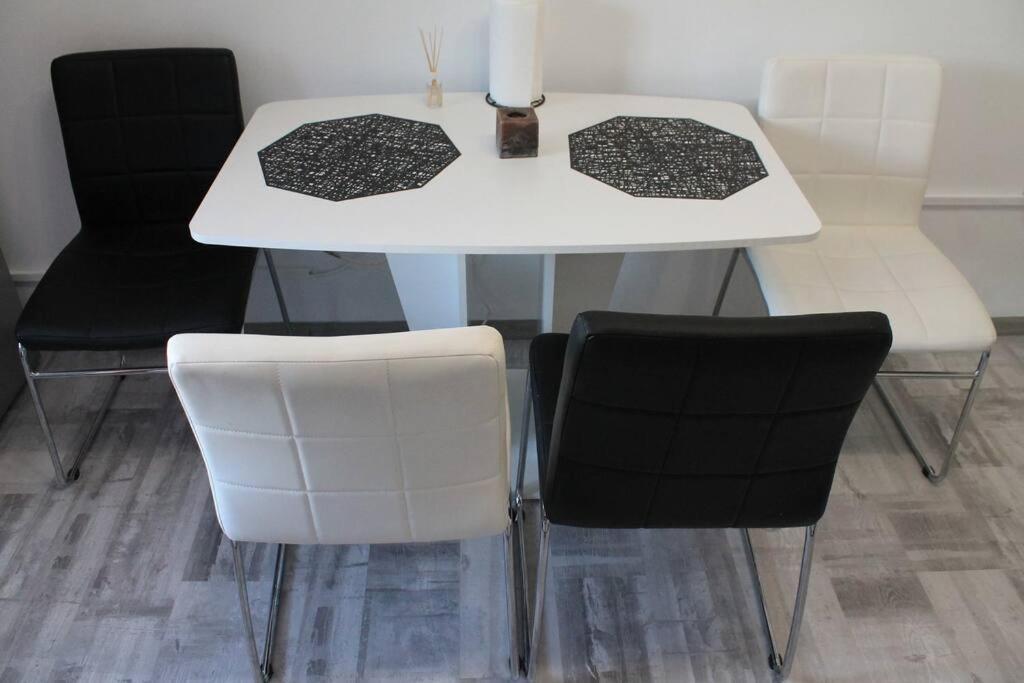 Yua'Shomes-Bussiness And Travel Apartment Kluž Exteriér fotografie
